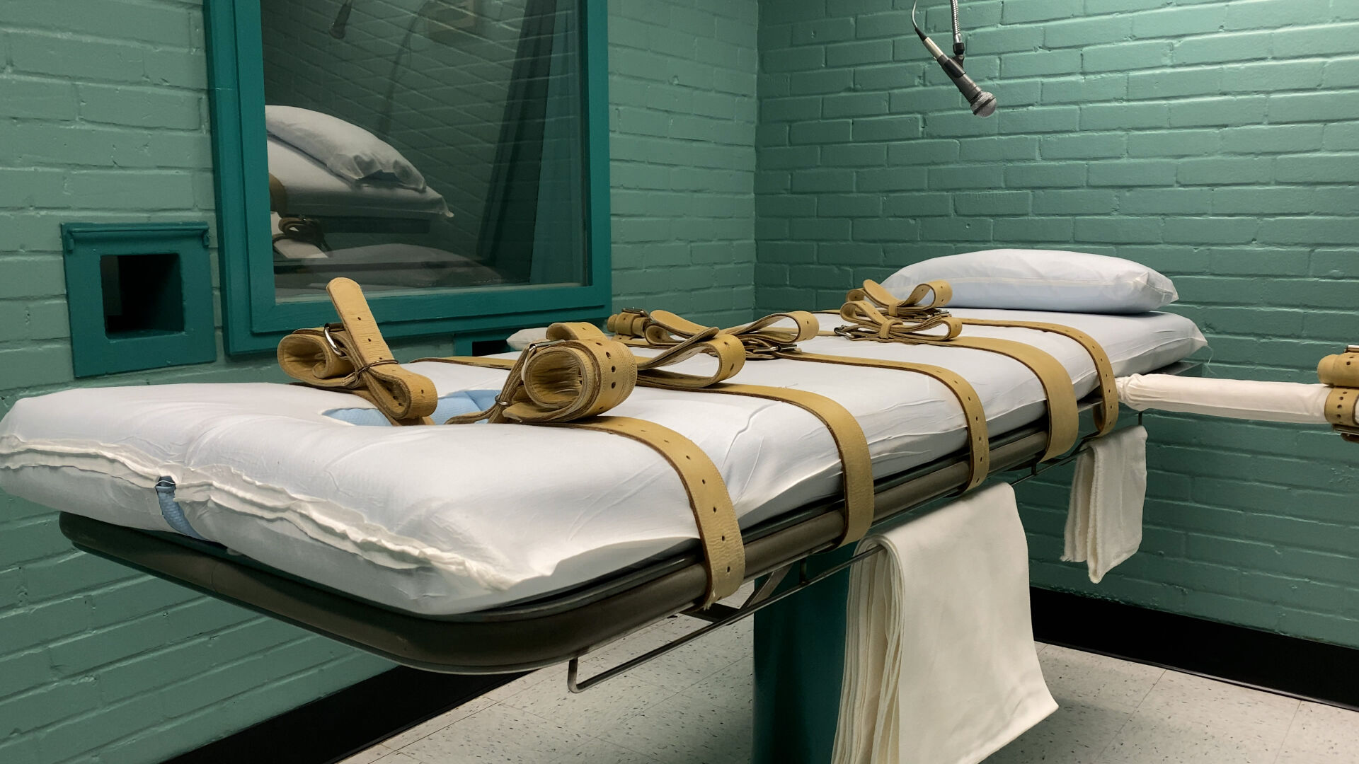 Execution Chamber 2021 3.jpg